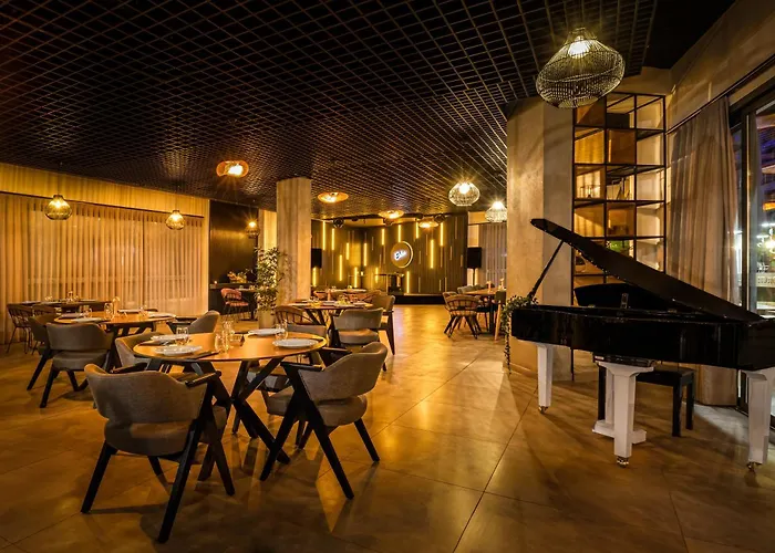 Caesar Socrates 公寓 *