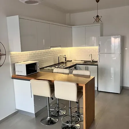 شقة Sokrates لارنكا