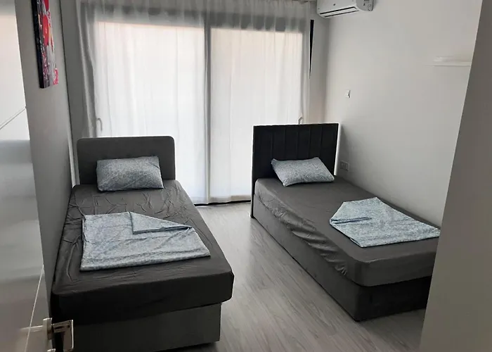 Caesar Socrates Apartment Apartmán *